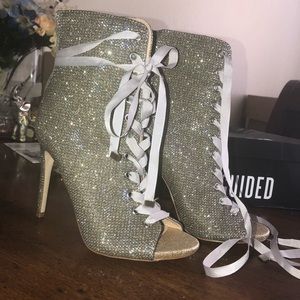 carli bybel x MISSGUIDED ankle boot